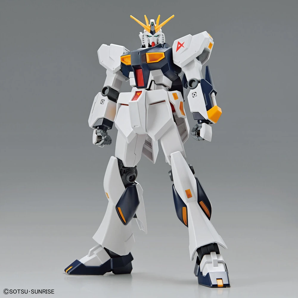 Bandai: ENTRY GRADE Nu Gundam – Mobile Suit Gundam: Char's Counterattack (1/144)