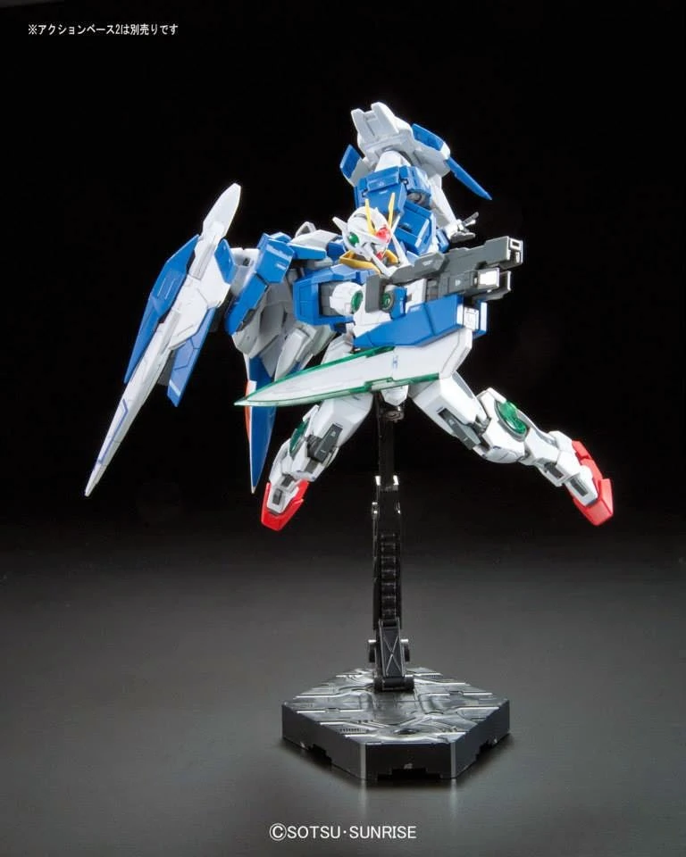 Bandai: RG GN-0000+GNR-010 00 Raiser – Mobile Suit Gundam 00 (1/144)