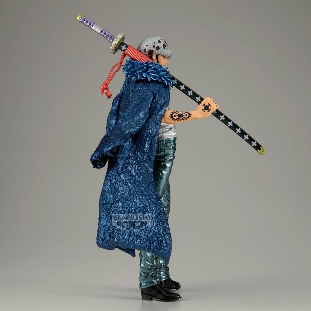 Banpresto | Trafalgar Law The Metallic Premium Figure (31cm) | One Piece