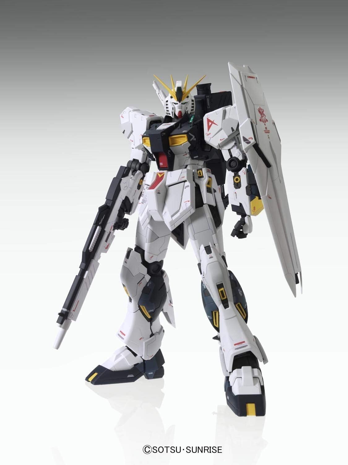 Bandai: MG Nu Gundam Ver.Ka - Mobile Suit Gundam: Char's Counterattack (1/100)