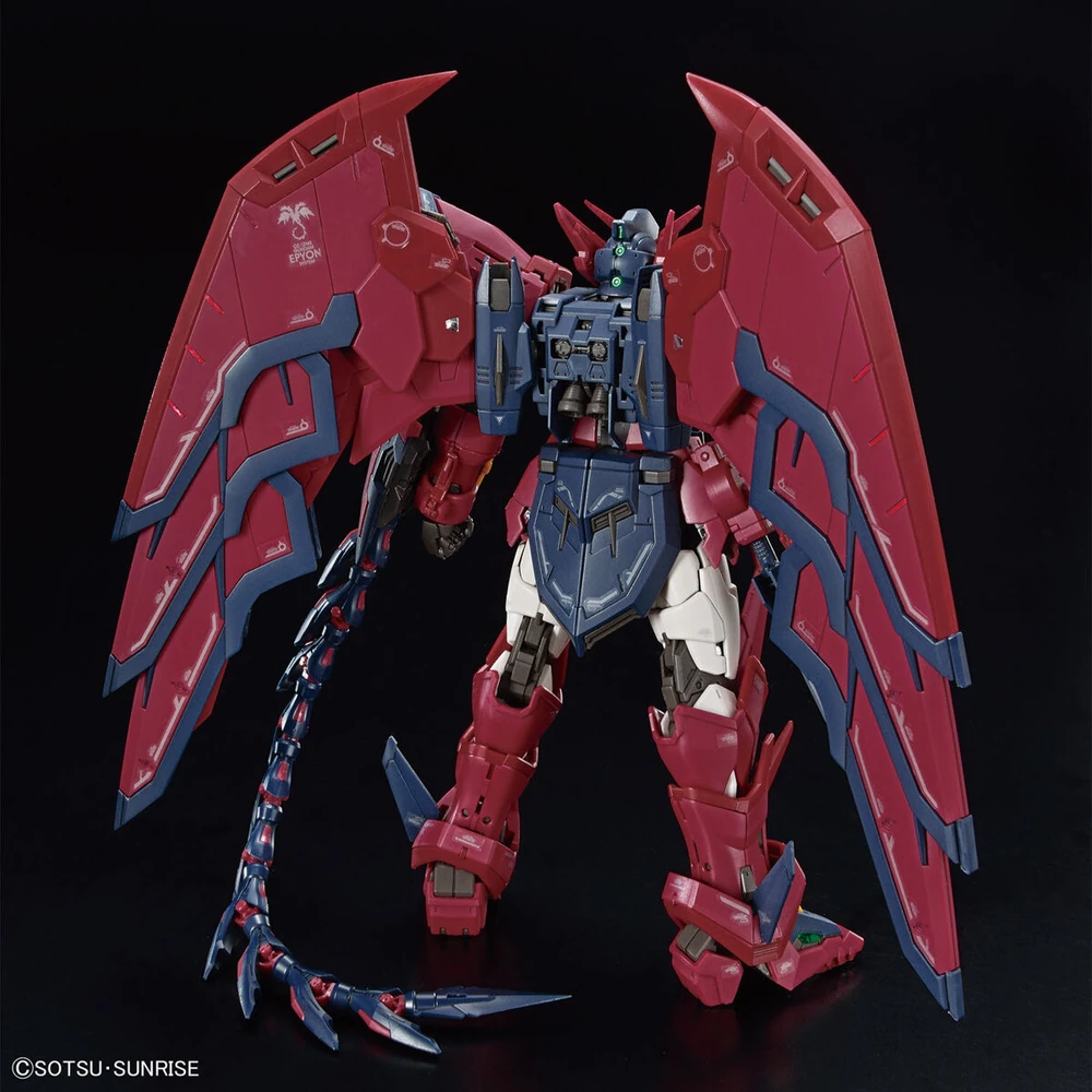 Bandai: RG Gundam Epyon – New Mobile Report Gundam Wing (1/144)