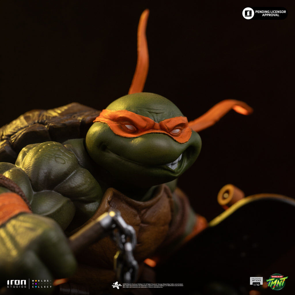 Iron Studios | Michelangelo Unleashed | Teenage Mutant Ninja Turtles Art Scale 1/10