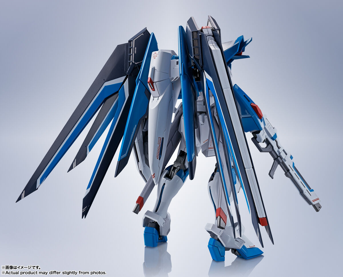 Bandai: METAL ROBOT Damashii Rising Freedom Gundam - Gundam Seed Freedom ca. 14cm