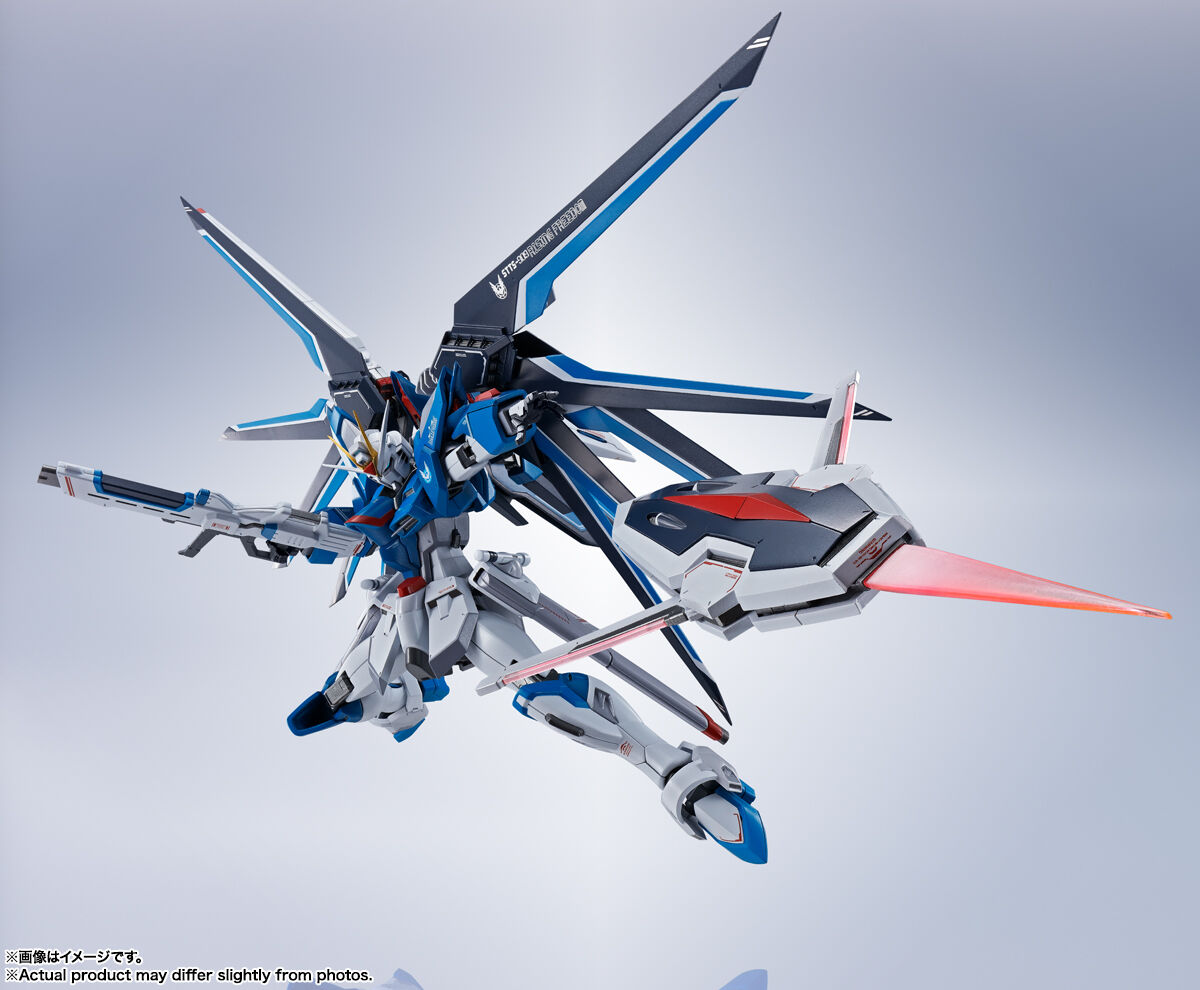 Bandai: METAL ROBOT Damashii Rising Freedom Gundam - Gundam Seed Freedom ca. 14cm