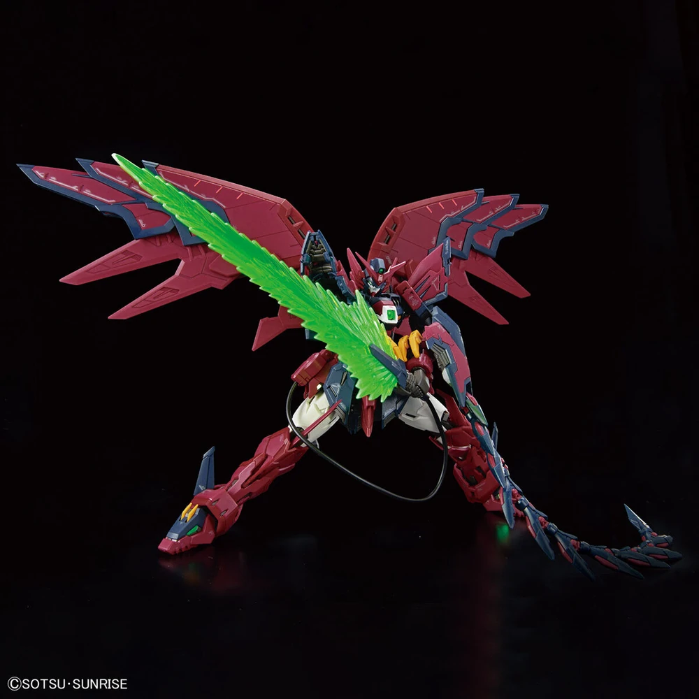 Bandai: RG Gundam Epyon – New Mobile Report Gundam Wing (1/144)