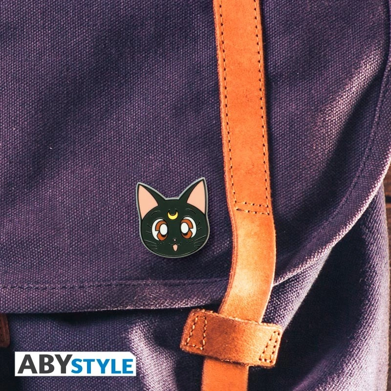 Abysse | Luna | Sailor Moon Pin