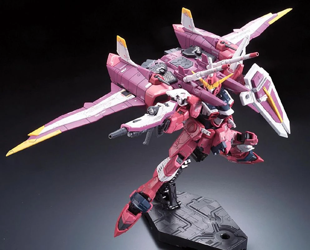 Bandai: RG ZGMF-X09A Justice Gundam – Mobile Suit Gundam SEED (1/144)