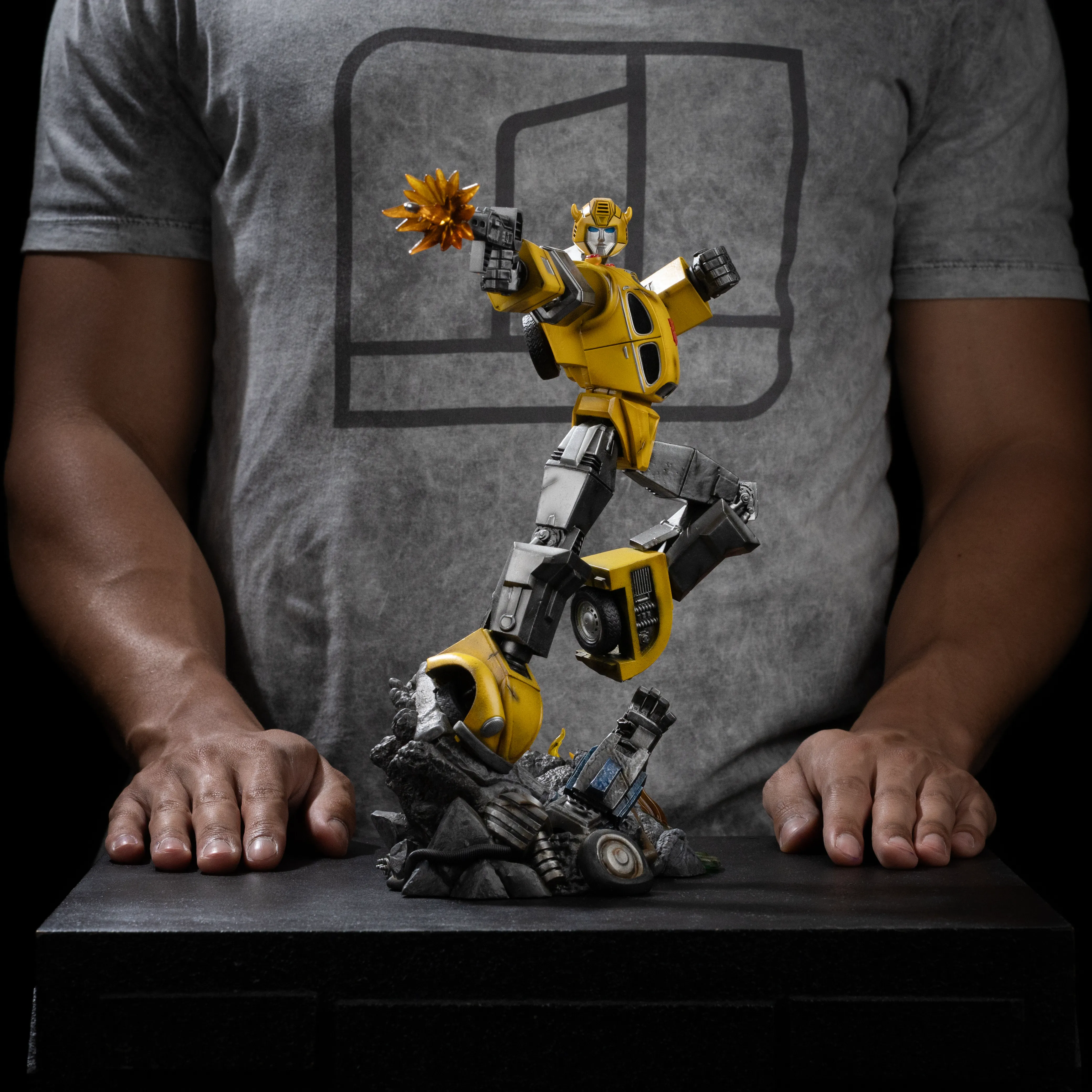 Iron Studios | Bumblebee | Transformers Demi Art Scale 1/20