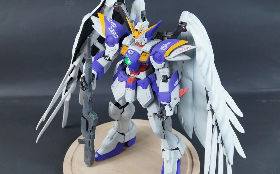 Bandai | PG W-Gundam ZeroCustom | Gundam Wing (1/60)