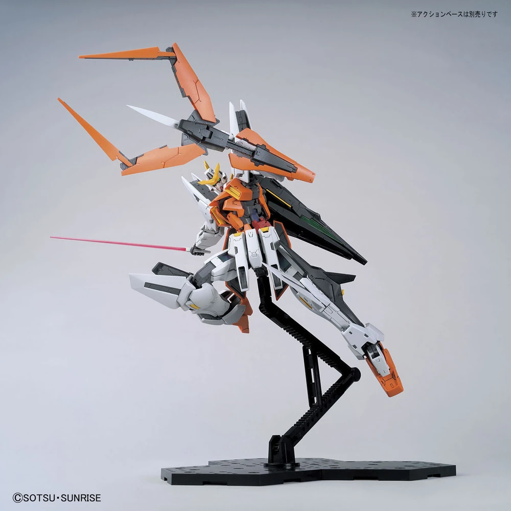 Bandai: MG Gundam Kyrios - Mobile Suit Gundam 00 (1/100)