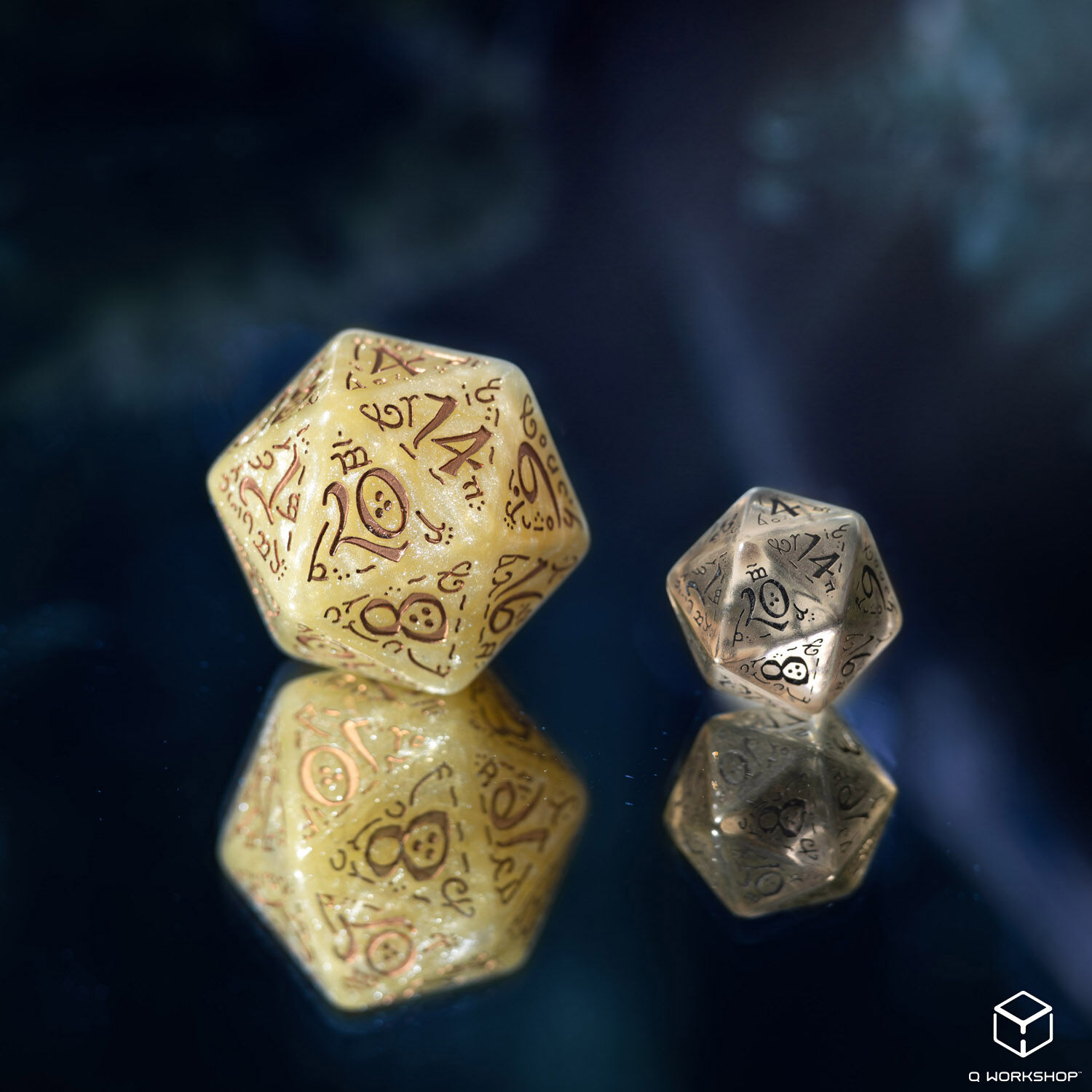 Q Workshop | Elvish Shimmering Beige & Copper | Jumbo Dice Set