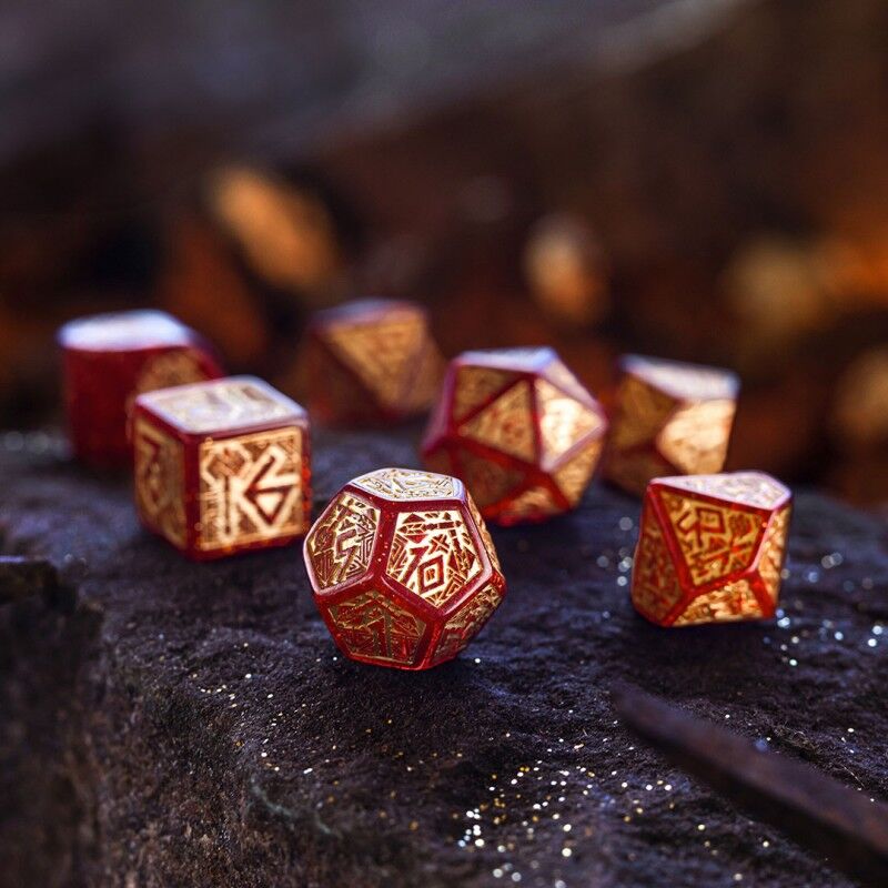 Q Workshop | Jewels | Dwarven Dice Set