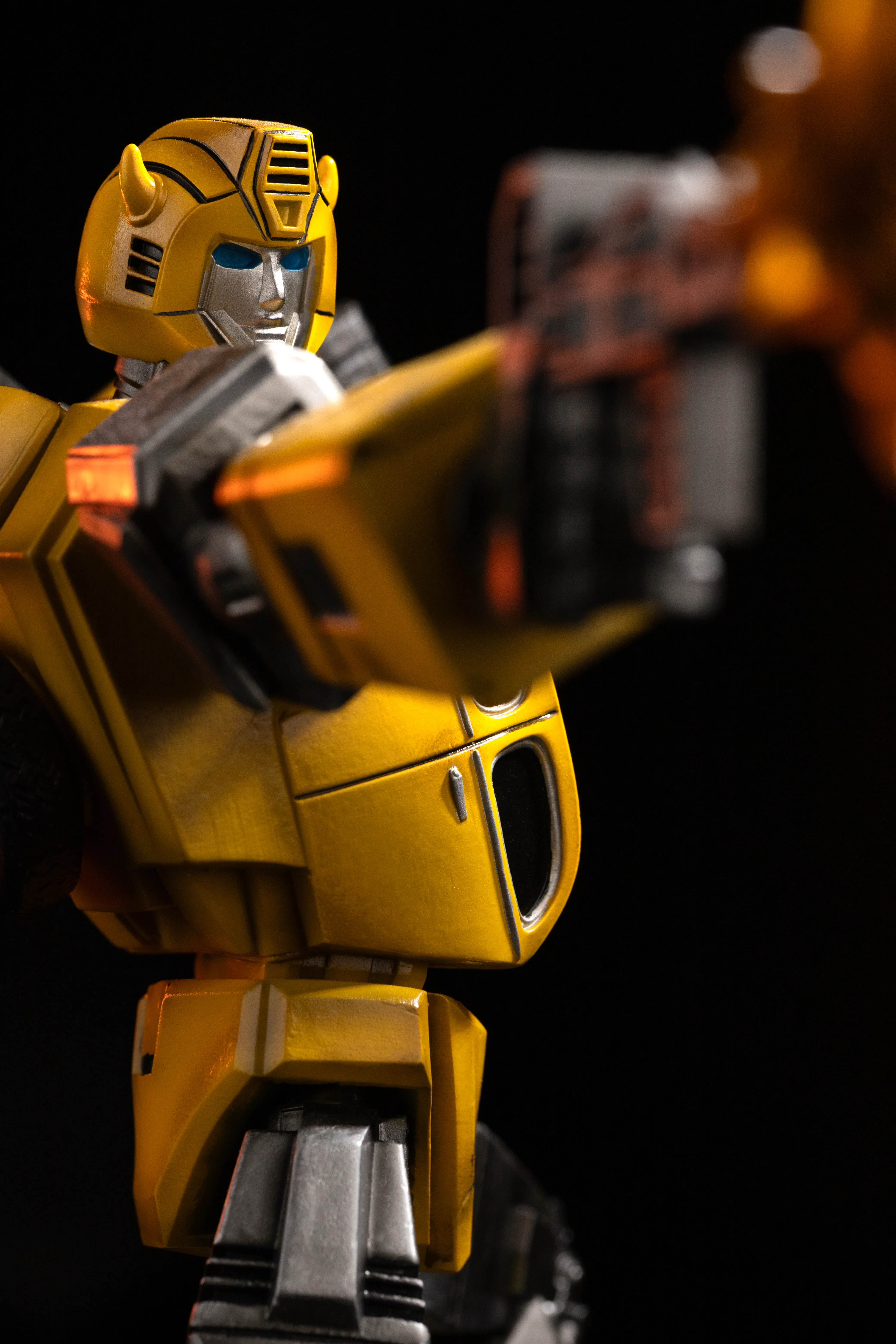 Iron Studios | Bumblebee | Transformers Demi Art Scale 1/20