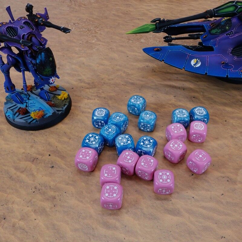 Q Workshop | Blue & Pink | Crosshairs Compact D6