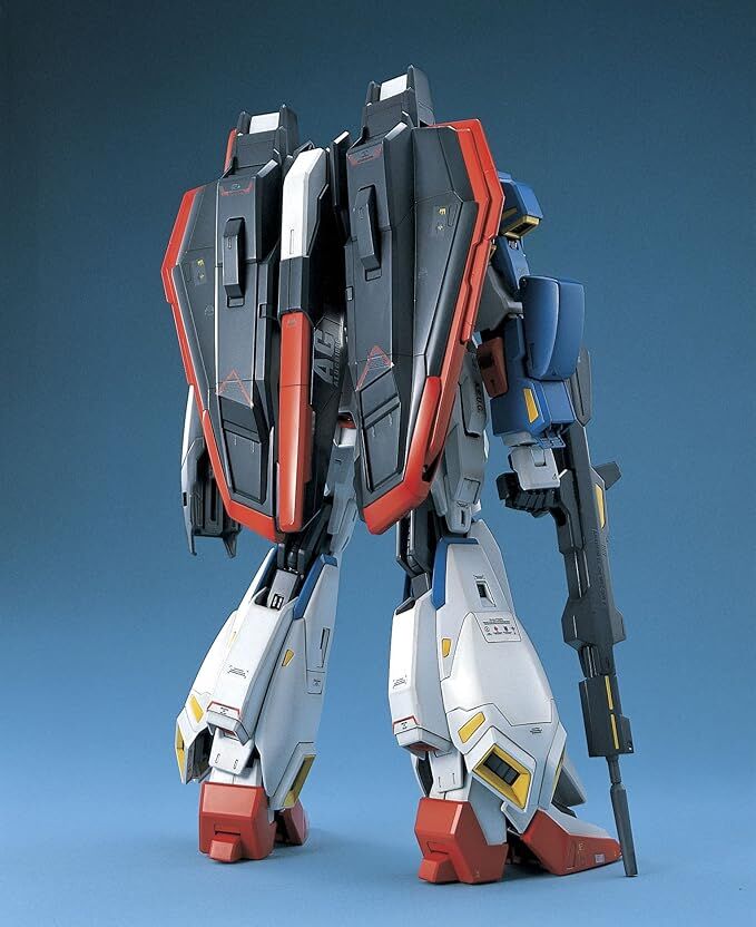 Bandai: PG Zeta Gundam – Mobile Suit Gundam (1/60)