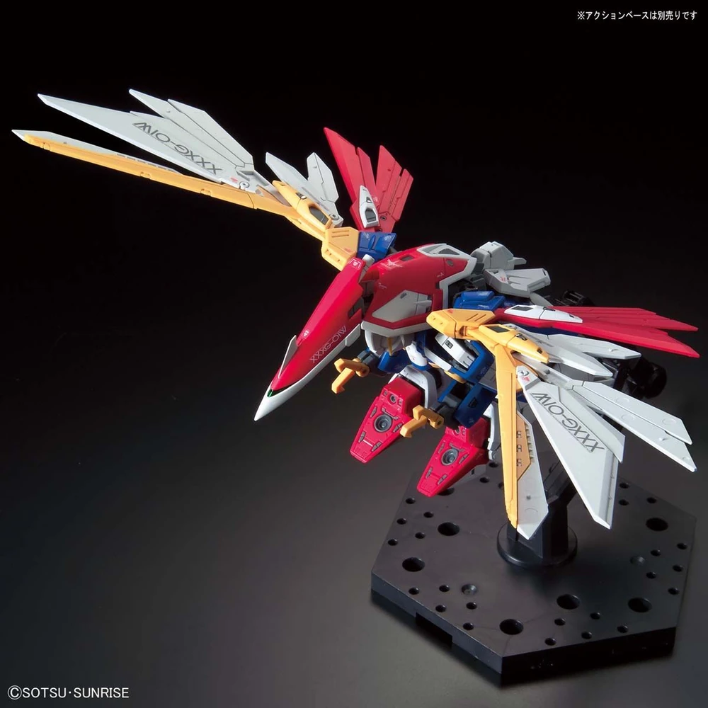Bandai: RG Wing Gundam – New Mobile Report Gundam Wing (1/144)
