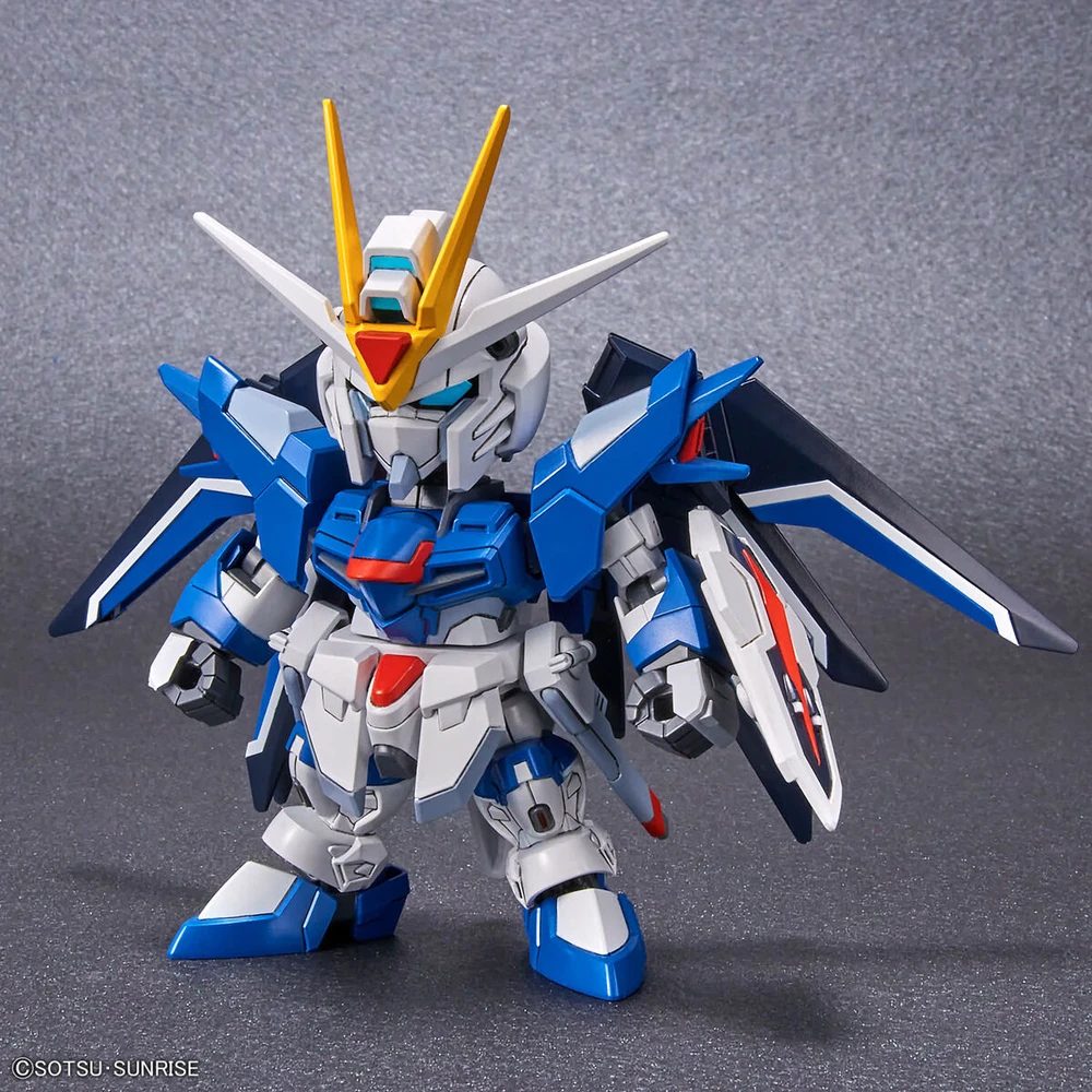 Bandai: SD Rising Freedom Gundam – Gundam SEED (Ex-Standard)