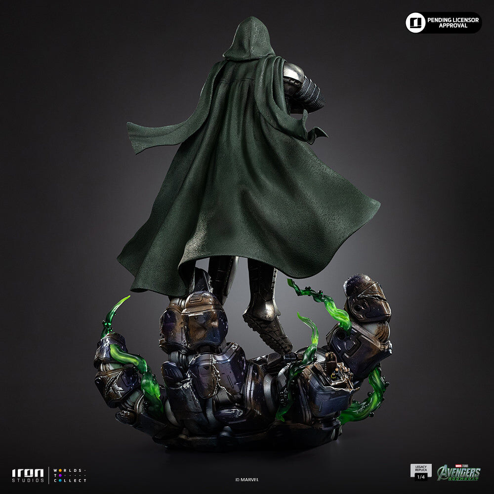 Iron Studios | Doctor Doom | Avengers: Doomsday - Legacy Replica 1/4