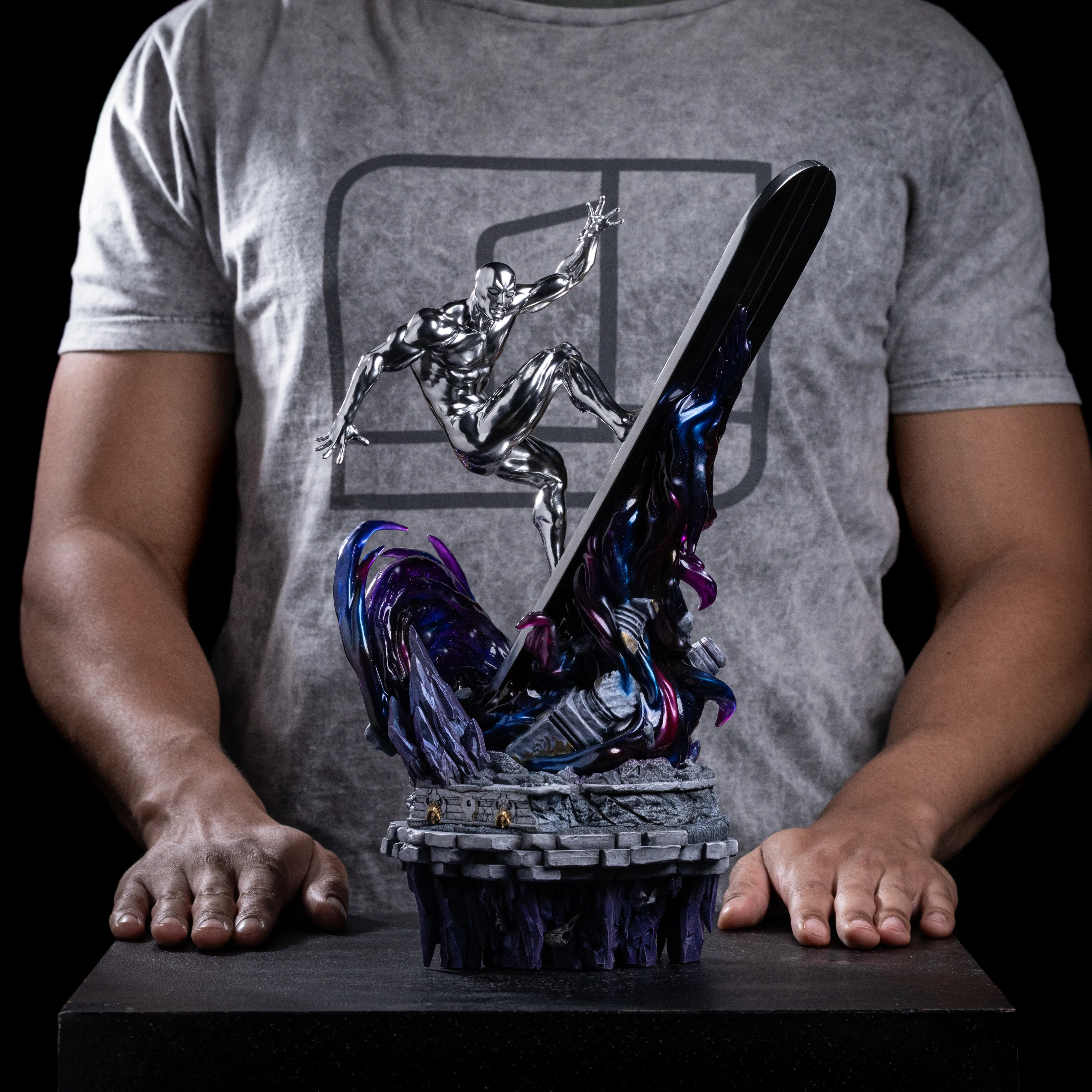 Iron Studios: Silver Surfer - Infinity Gauntlet Diorama Art Scale 1/10
