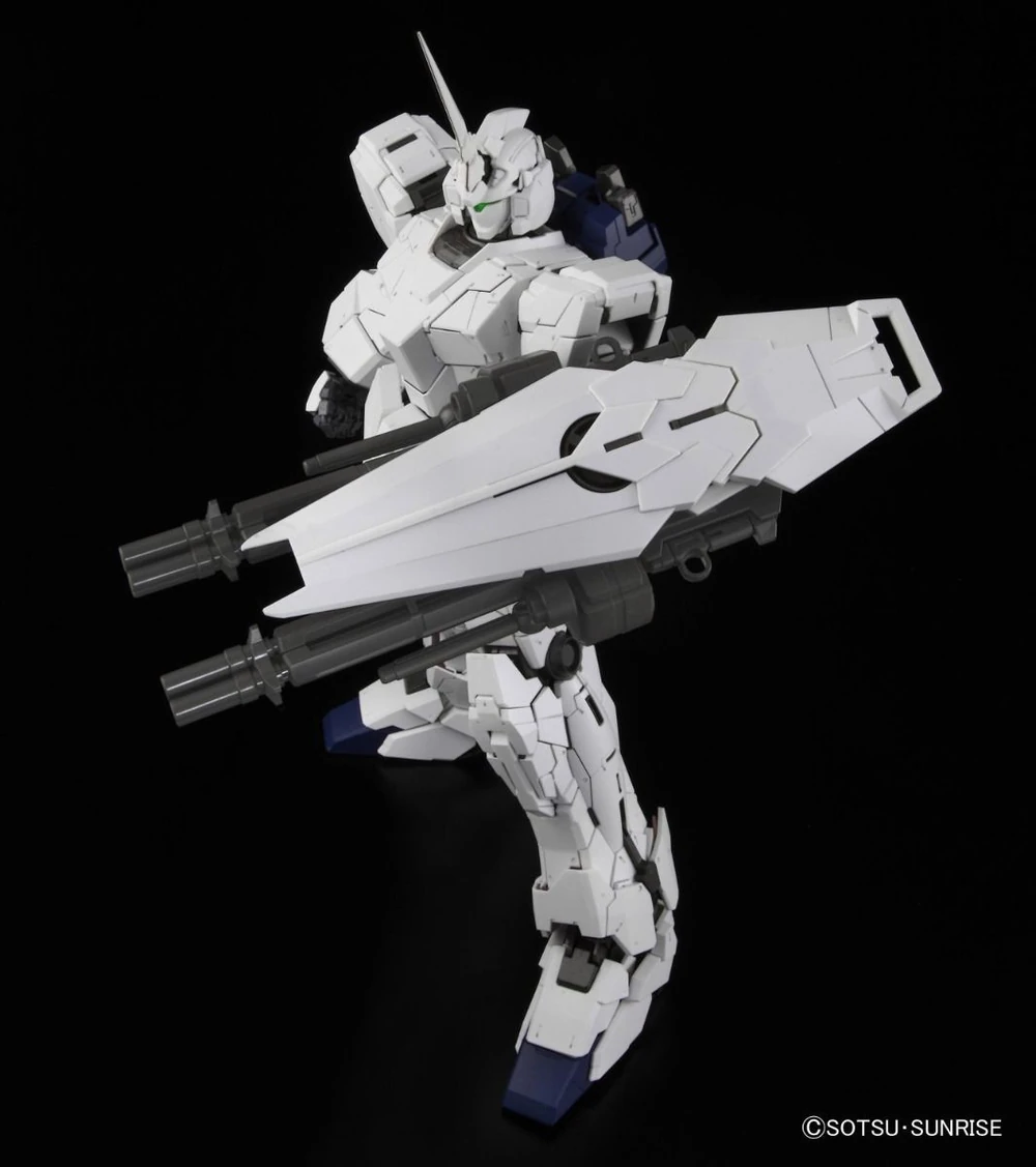 Bandai: PG Unicorn RX-0 Gundam – Mobile Suit Gundam Unicorn (1/60)