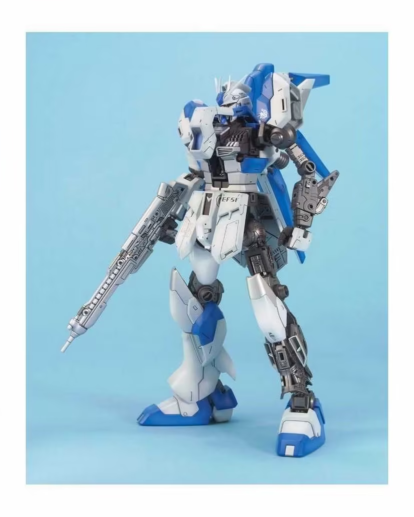 Bandai | MG Rx-93-Nu Hi-Nu Gundam | Mobile Suit Gundam (1/100)