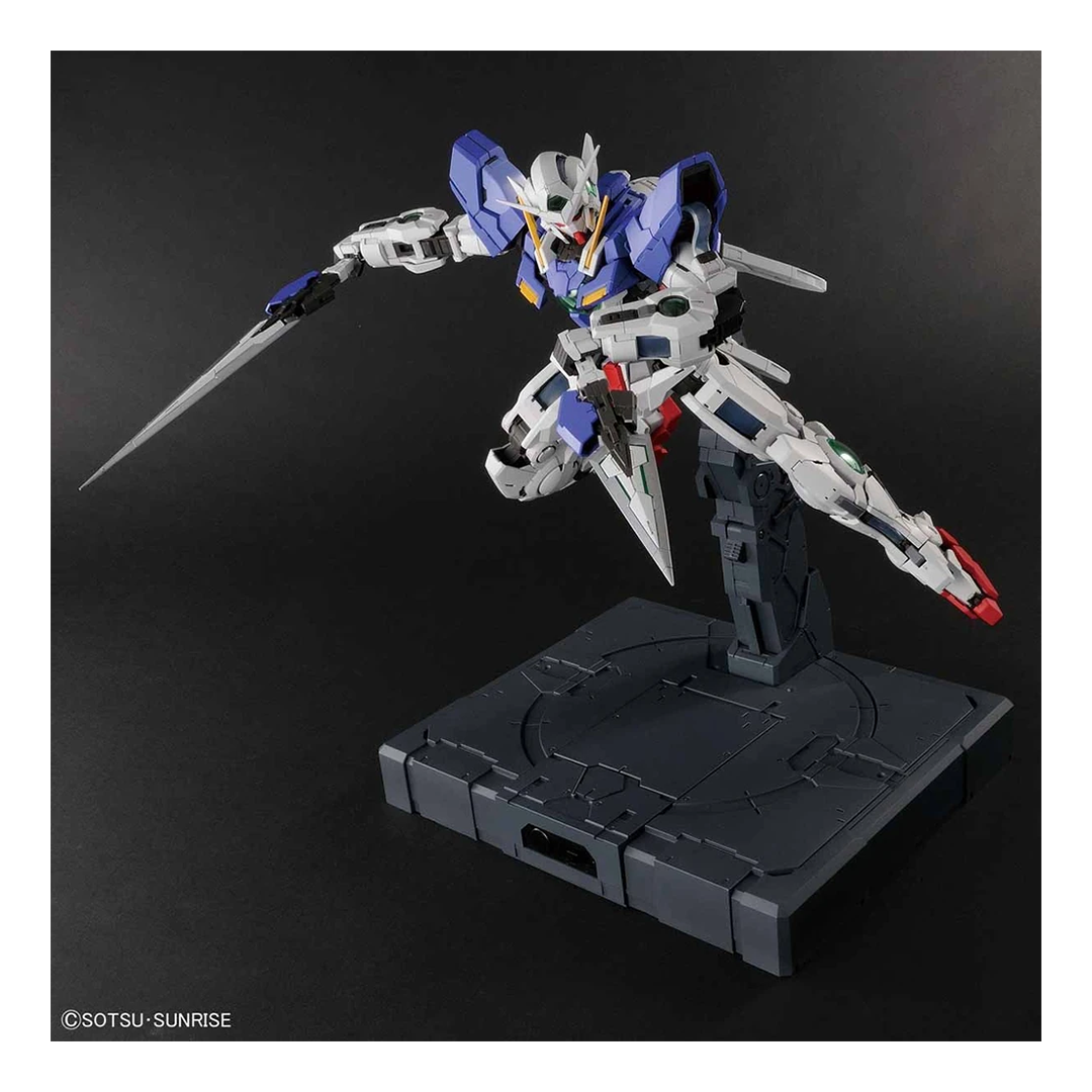 Bandai: PG Gundam Exia – Mobile Suit Gundam 00 (1/60)