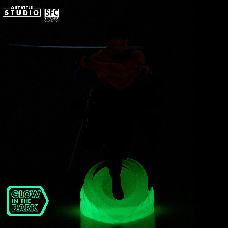 Abysse | Zoro SFC Figure Glow in the Dark (18cm) | One Piece