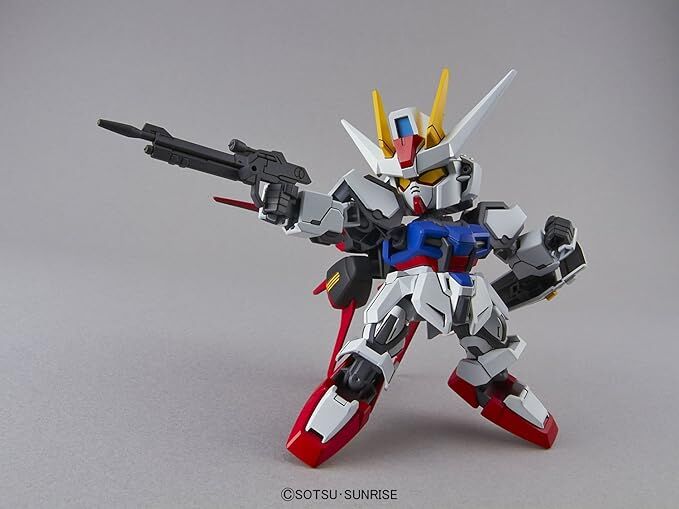 Bandai: SD EX-STD 002 Aile Strike – Mobile Suit Gundam SEED (8cm)