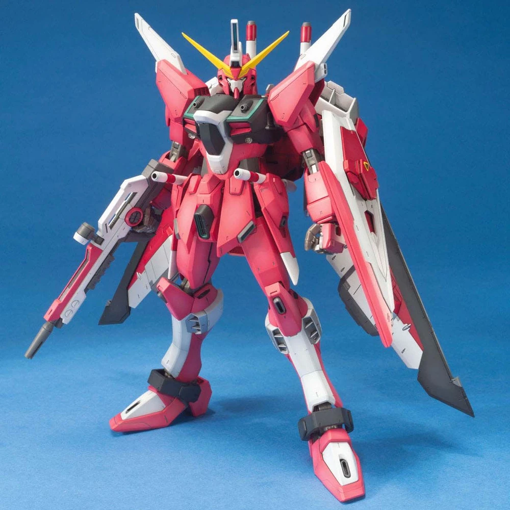 Bandai: MG Infinite Justice Gundam - Mobile Suit Gundam SEED Destiny (1/100)