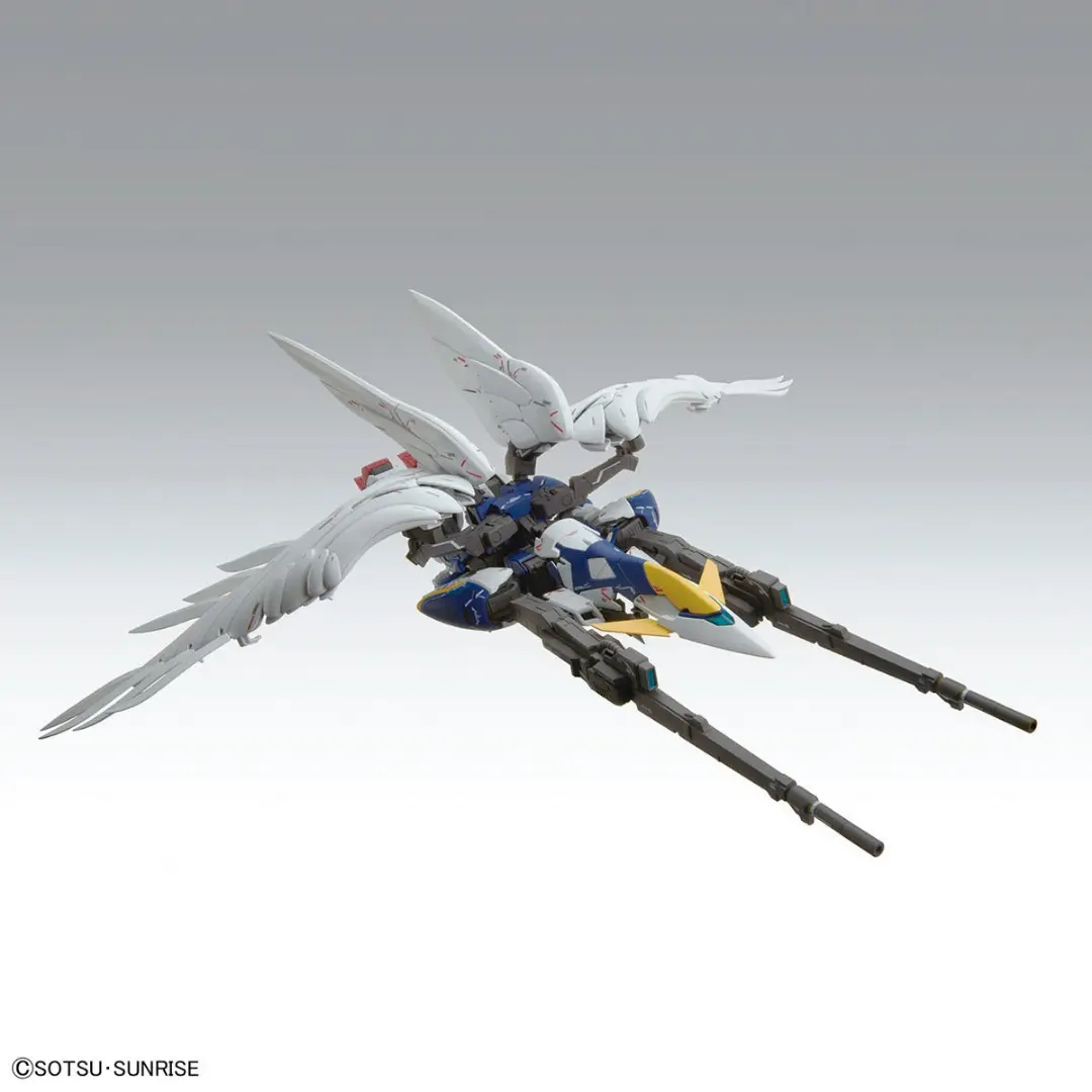 Bandai | MG Wing Gundam Zero EW Ver. Ka | Mobile Suit Gundam Wing: Endless Waltz (1/100)