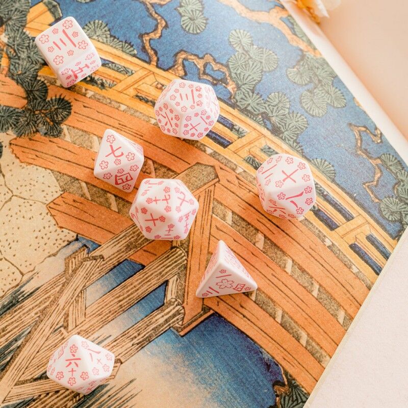 Q Workshop | Cherry Blossoms Petals | Japanese Dice Set