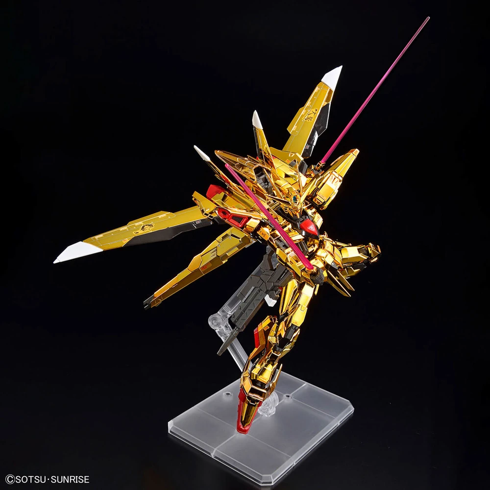 Bandai: RG Akatsuki Gundam Oowashi Unit – Mobile Suit Gundam SEED Destiny (1/144)