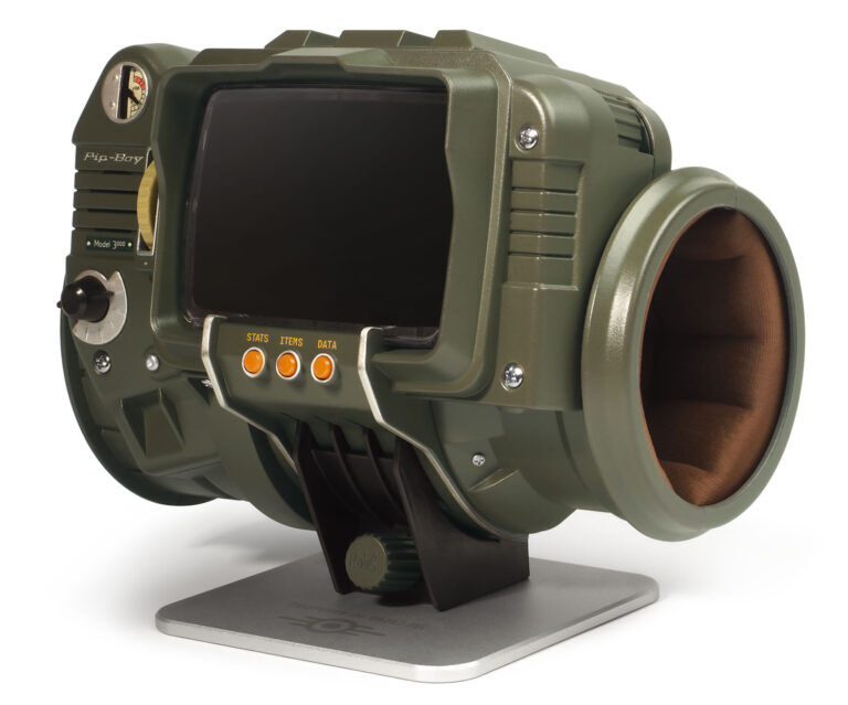 The Wand Company | Fallout - New Vegas Pip-Boy 3000 | Replica