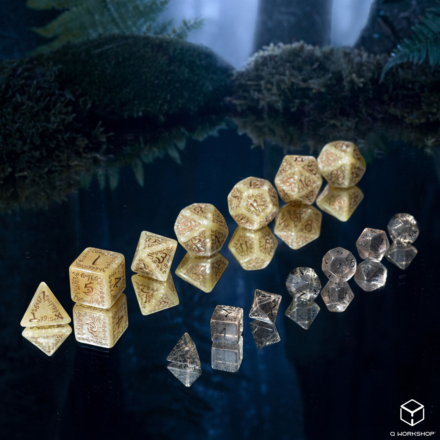Q Workshop | Elvish Shimmering Beige & Copper | Jumbo Dice Set