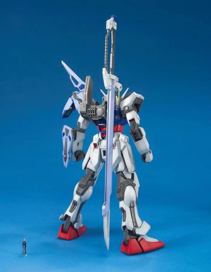 Bandai: MG Gundam Launcher/Sword Strike - Mobile Suit Gundam SEED (1/100)
