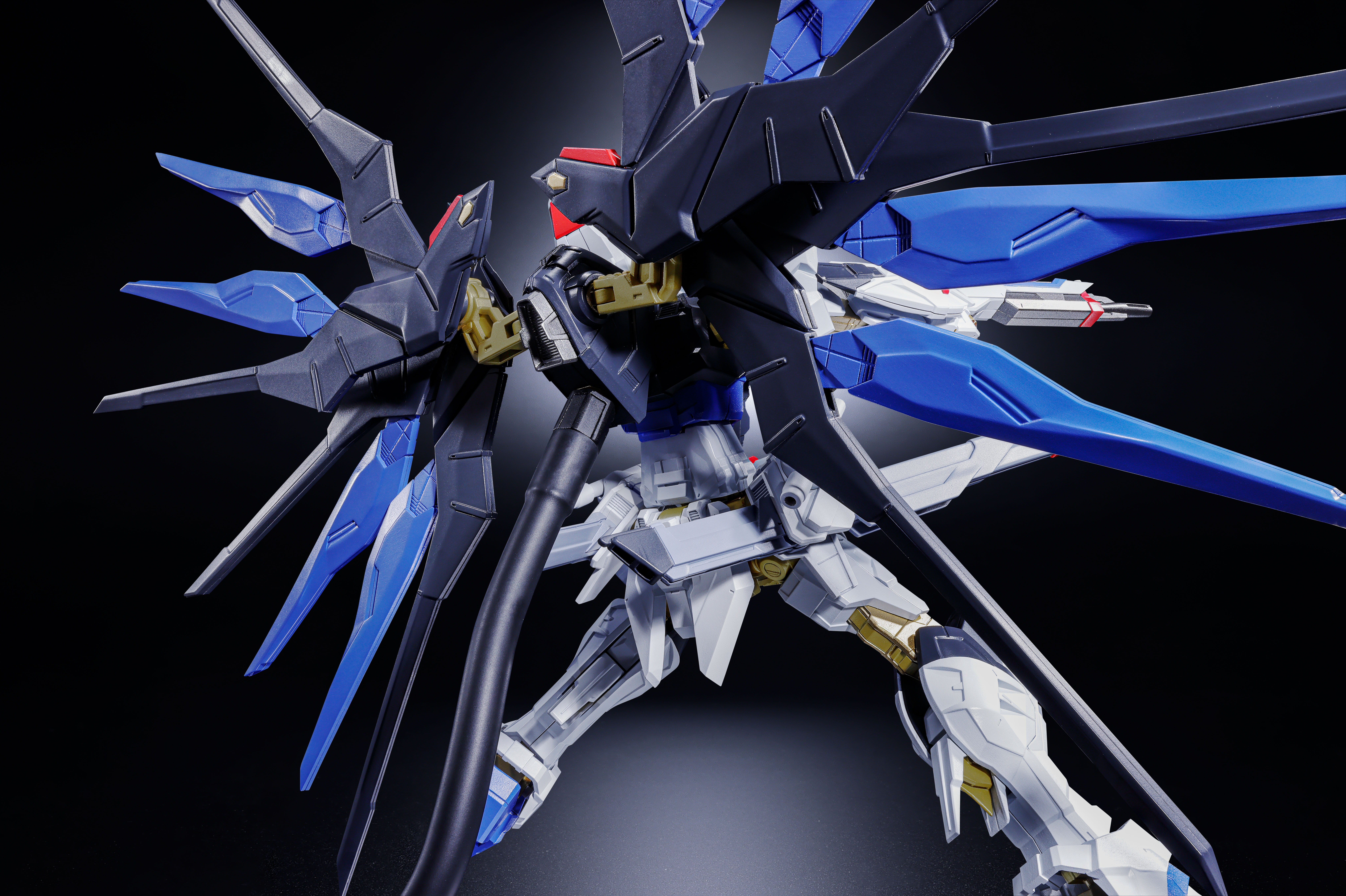 Tamashii Nations | Absolute Act Strike Freedom Gundam | Mobile Suit Gundam (19cm)