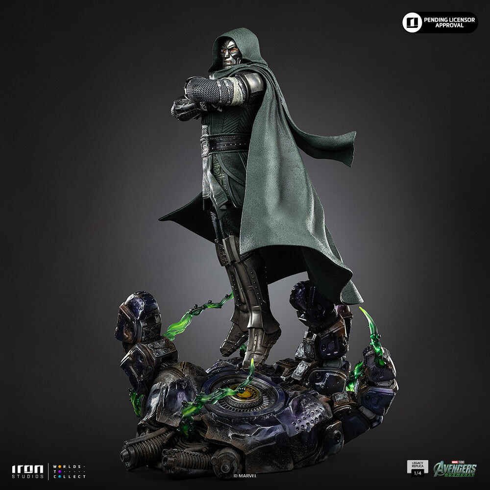 Iron Studios | Doctor Doom | Avengers: Doomsday - Legacy Replica 1/4