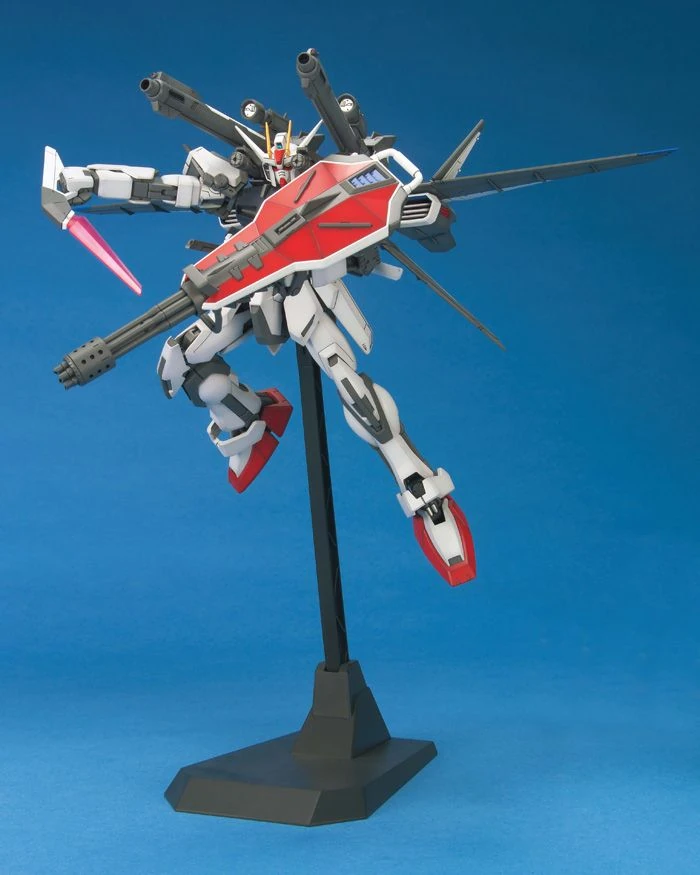 Bandai | MG Strike Gundam + I.W.S.P. | Mobile Suit Gundam SEED Destiny (1/100)