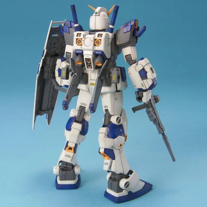 Bandai: MG RX-78-4 Gundam - Mobile Suit Gundam (1/100)