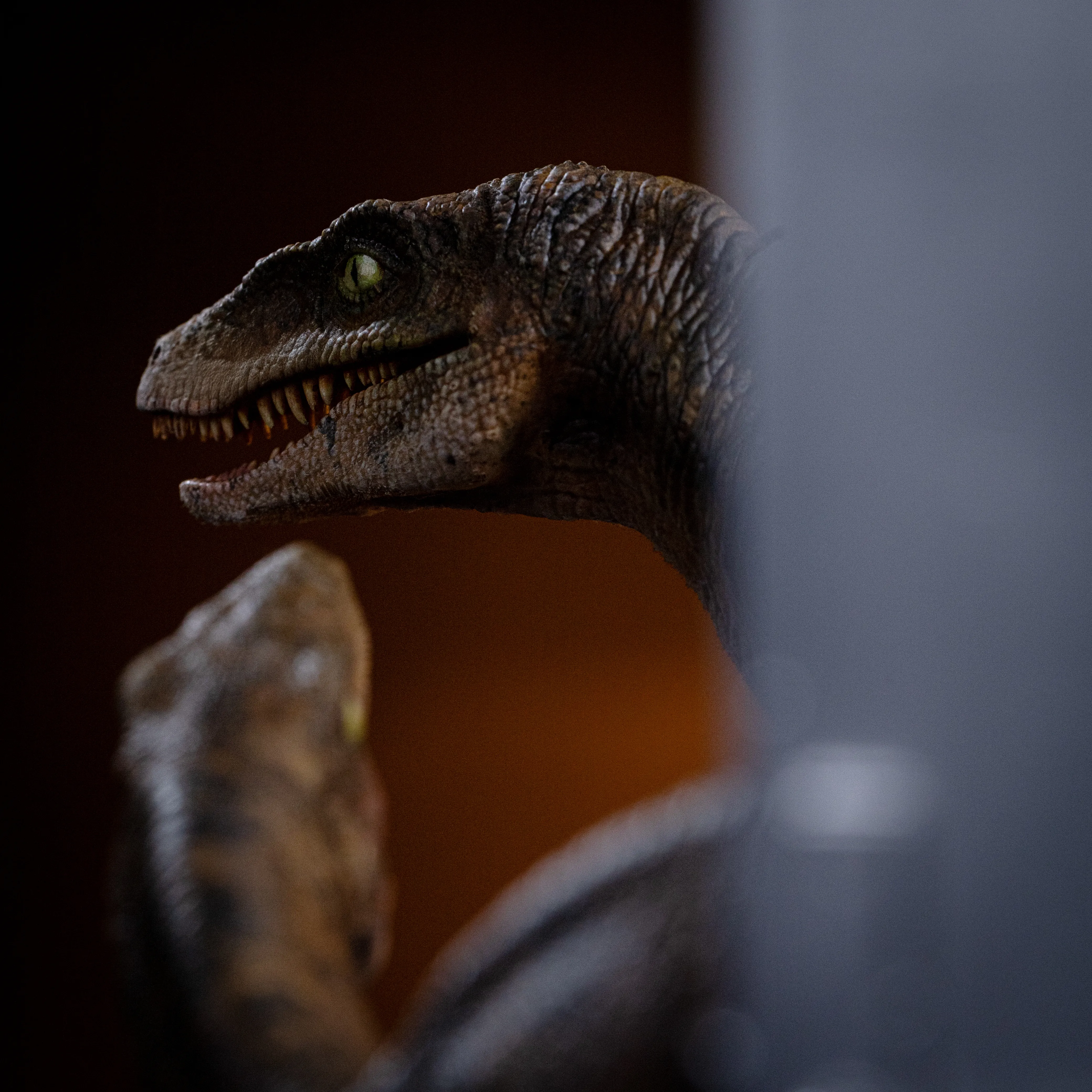 Iron Studios: Raptors at the Kitchen´s Door - Jurassic Park Art Scale 1/10
