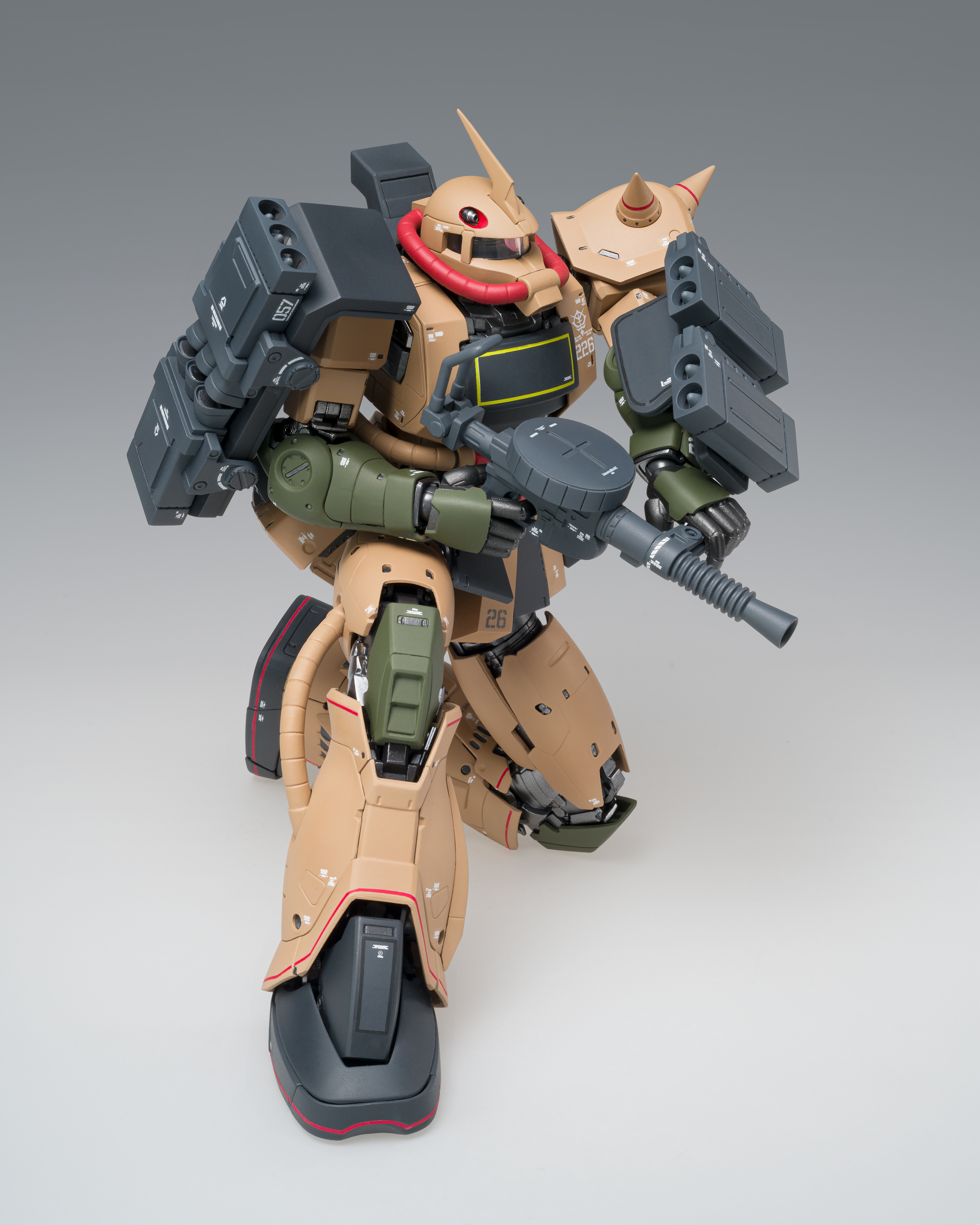 Tamashii Nations | MS-06D Zaku Desert Type Gundam Fix Figuration Metal Composite (18cm) | Gundam