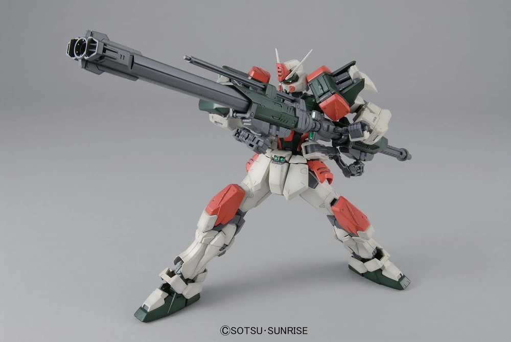 Bandai: MG Gundam Buster - Mobile Suit Gundam (1/100)