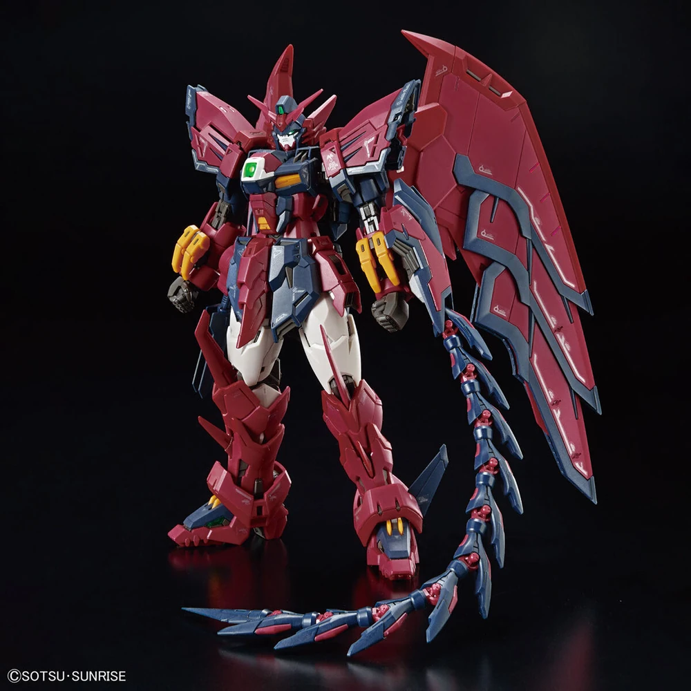 Bandai: RG Gundam Epyon – New Mobile Report Gundam Wing (1/144)