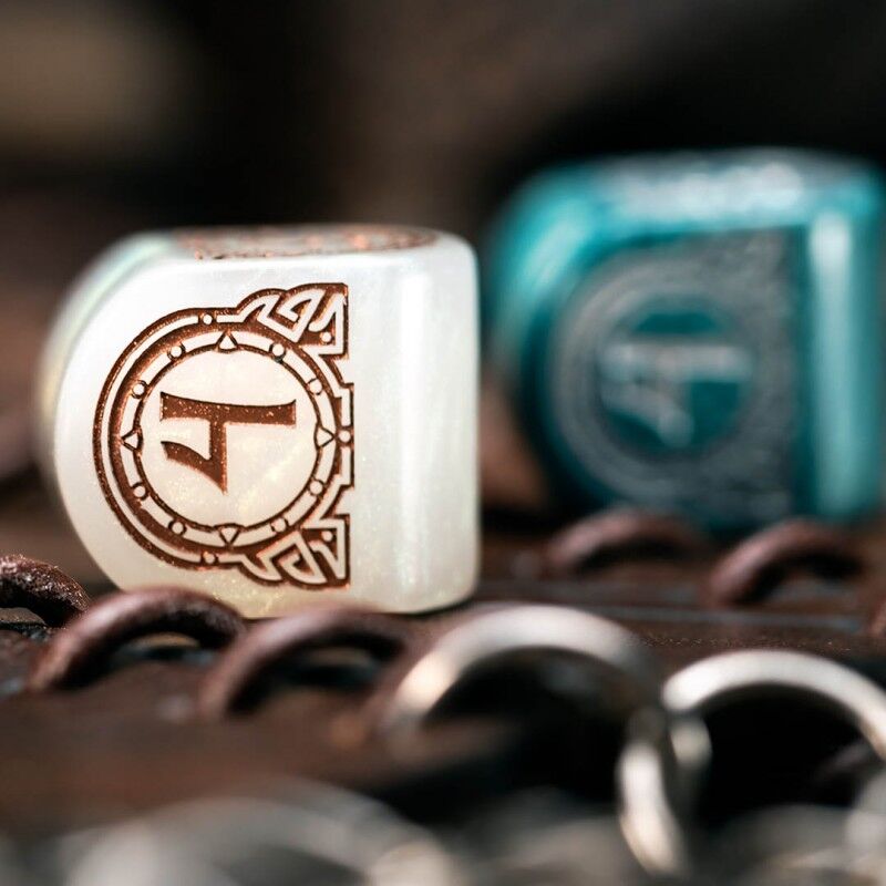 Q Workshop | Niflheim | Viking Modern Dice Set
