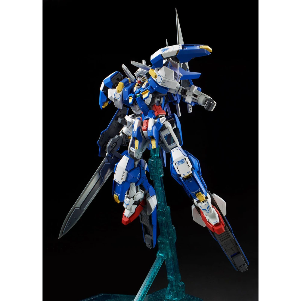 Bandai: MG Gundam Avalanche Exia - Gundam 00 (1/100)