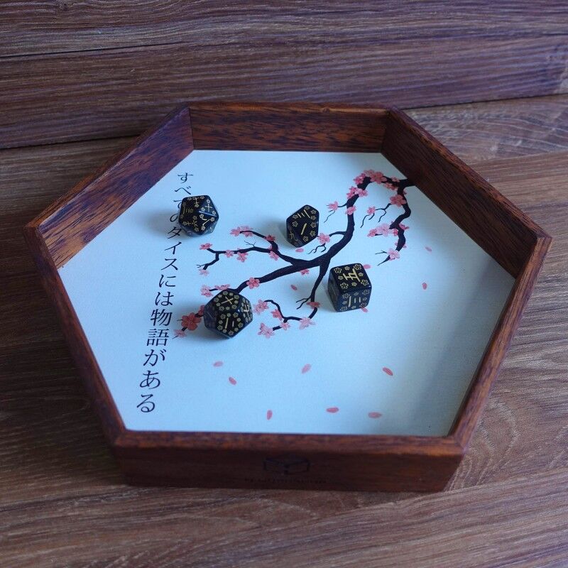 Q Workshop | Kanji Wooden | Dice Tray