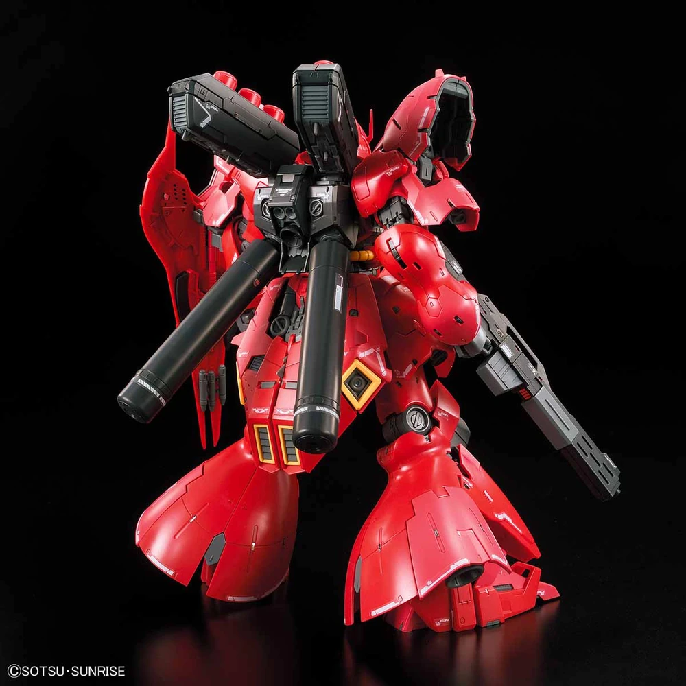 Bandai: RG Sazabi – Mobile Suit Gundam: Char's Counterattack (1/144)