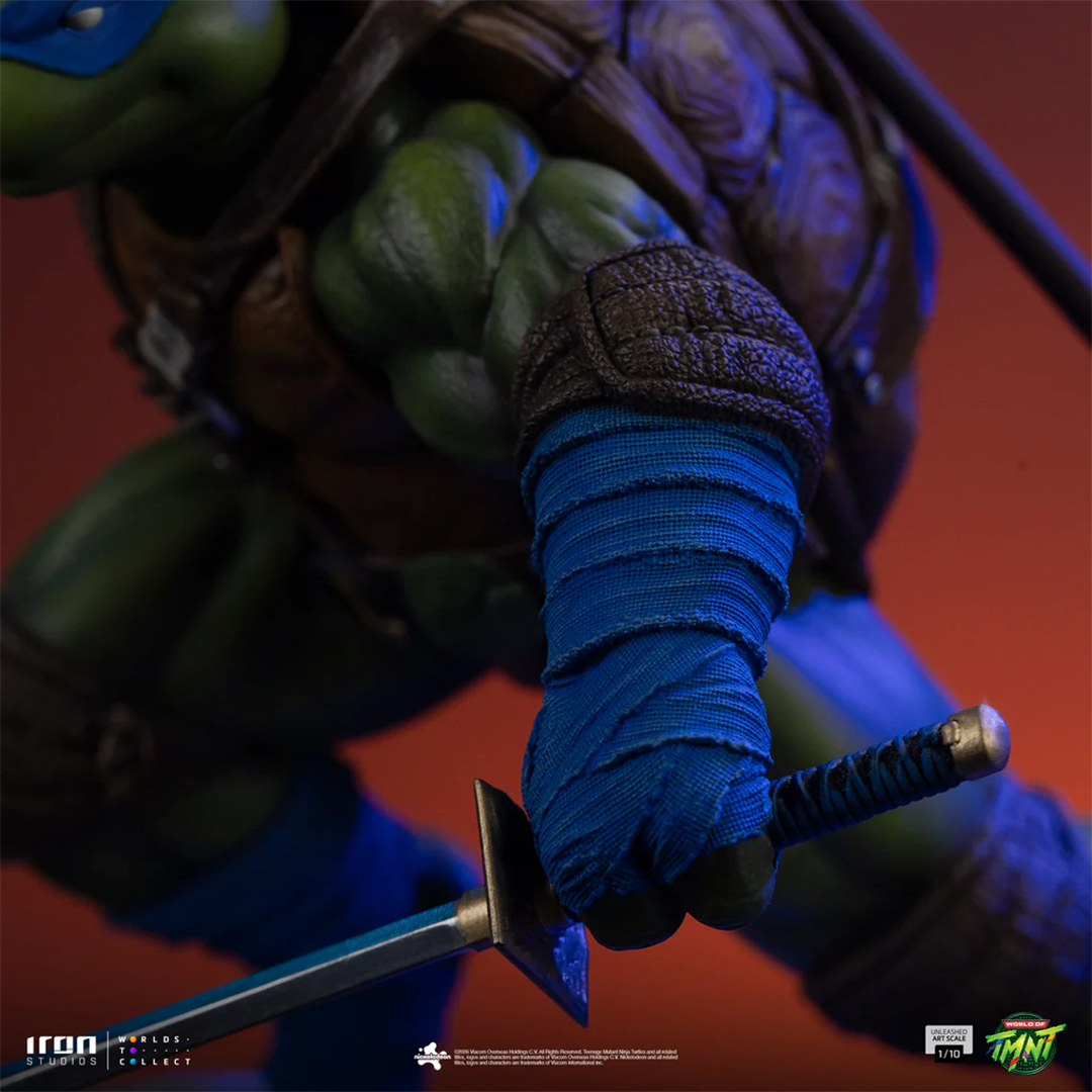 Iron Studios | Leonardo Unleashed - Teenage Mutant Ninja Turtles | Art Scale 1/10