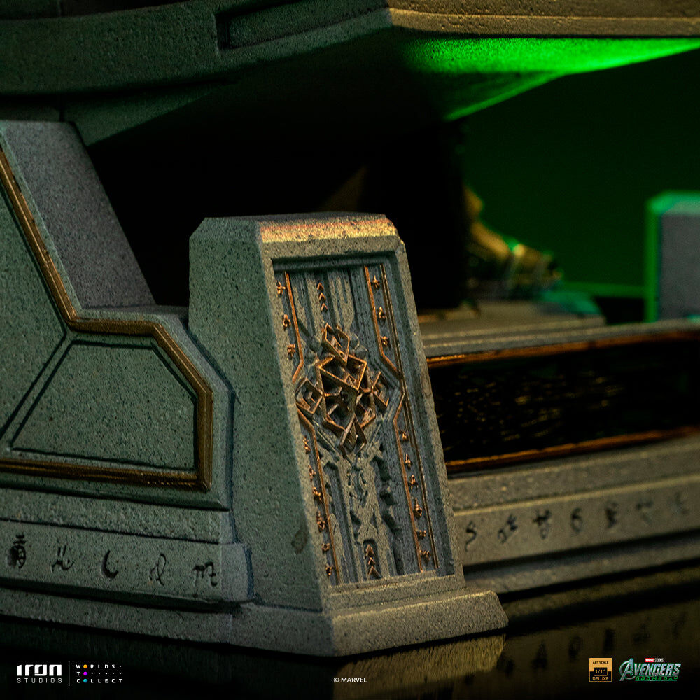 Iron Studios | Doctor Doom on Throne | Avengers: Doomsday - Deluxe Art Scale 1/10