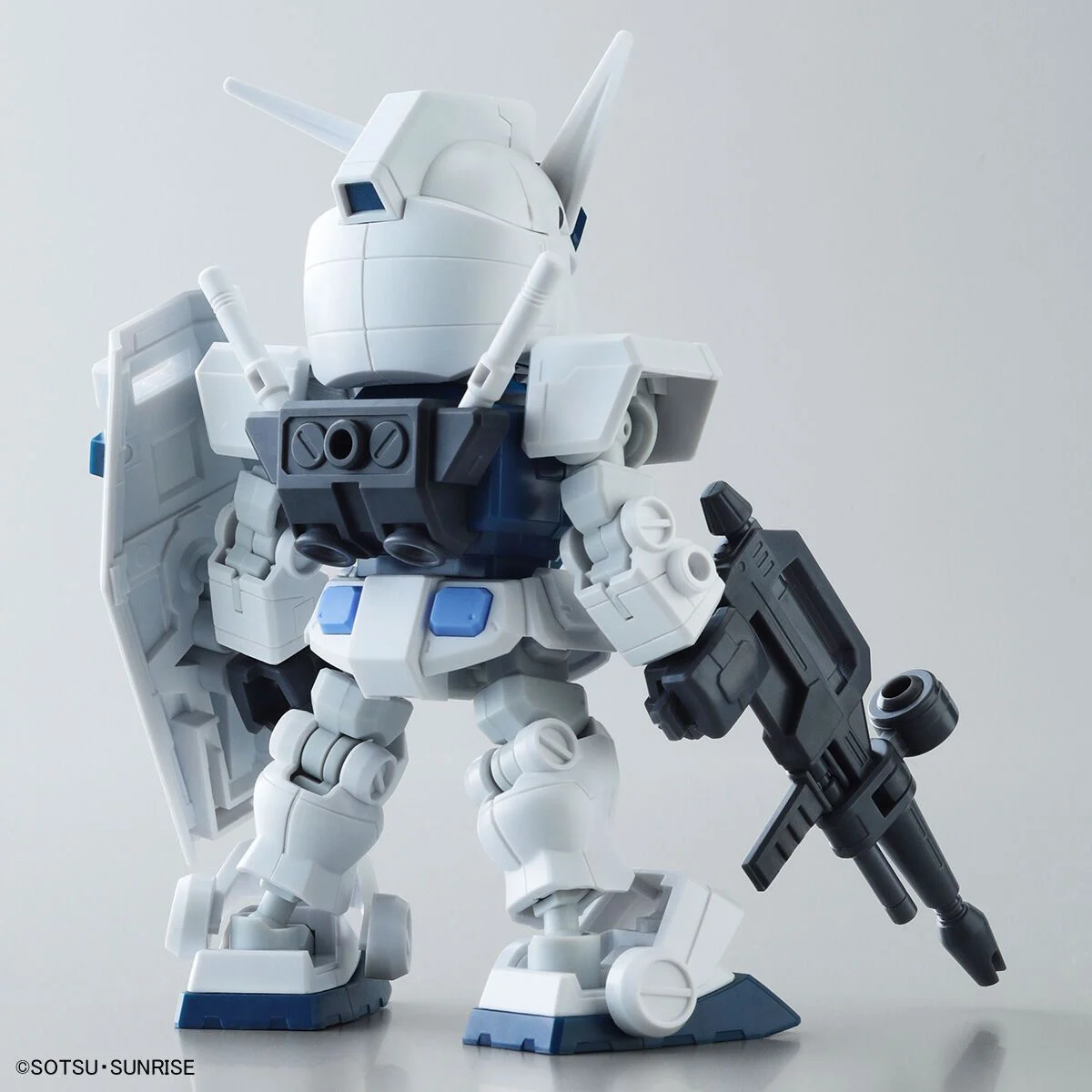 Bandai | SD The Gundam Base Limited RX-78-2 Gundam CS Frame Ver. [The Gundam Base Color] | Gundam Cross Silhouette